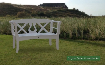 Sylter Holzgartenbank mit Lyra / Harfe in der Rückenlehne - Friesenbank SYLT Romantik